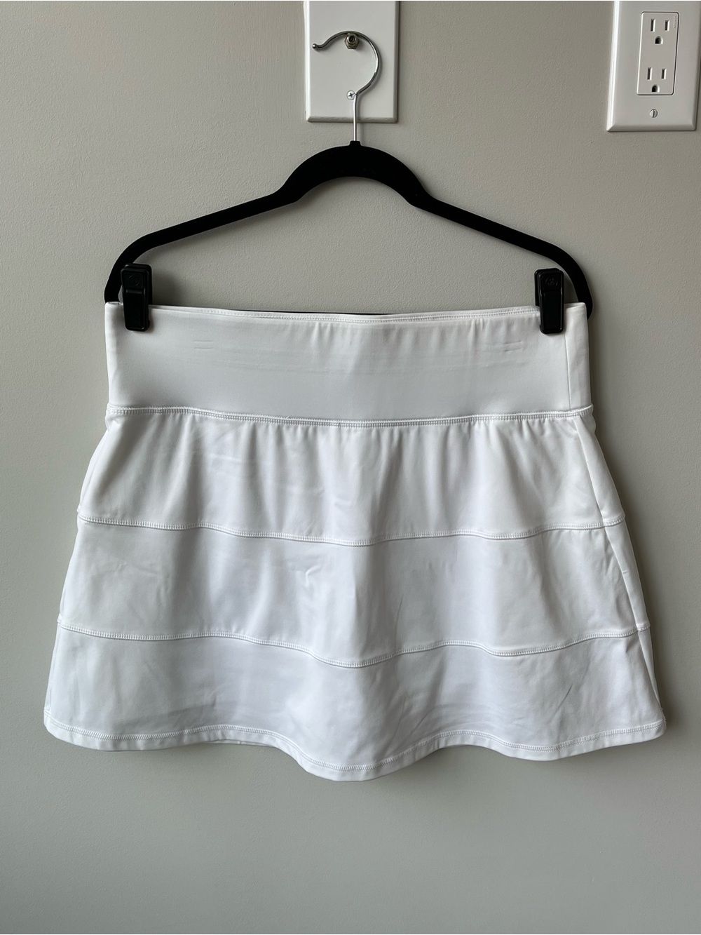 T By Talbots Athletic Golf Lined Skirt 17.5” Women’s Large White Sporty Pocket